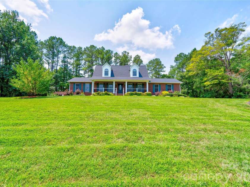189 Hazelhurst Lane, Mooresboro, NC 28114.  MLS# CAR4407658, YatesRealty ID 40945. 
