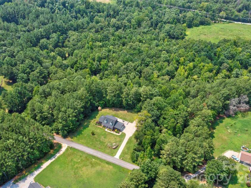 189 Hazelhurst Lane, Mooresboro, NC 28114.  MLS# CAR4407658, YatesRealty ID 40945. 