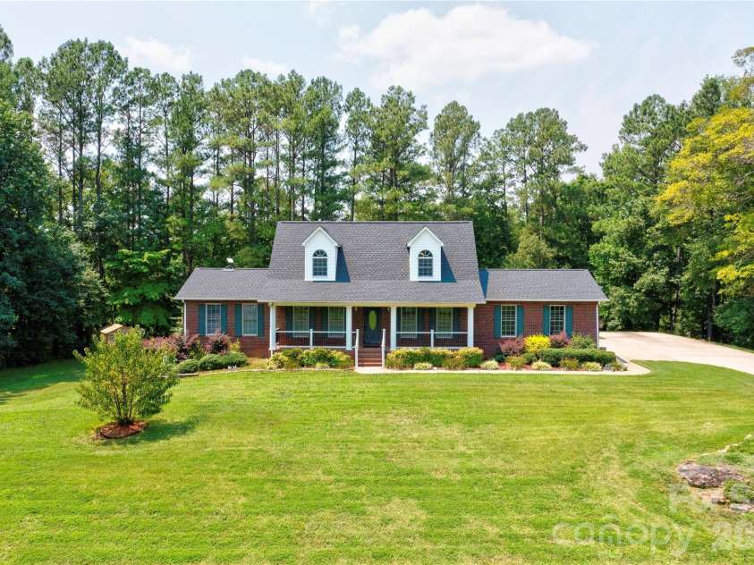 189 Hazelhurst Lane, Mooresboro, NC 28114.  MLS# CAR4407658, YatesRealty ID 40945. 