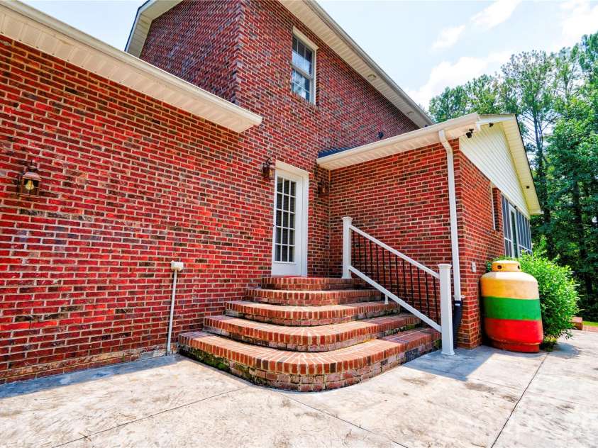 189 Hazelhurst Lane, Mooresboro, NC 28114.  MLS# CAR4407658, YatesRealty ID 40945. 