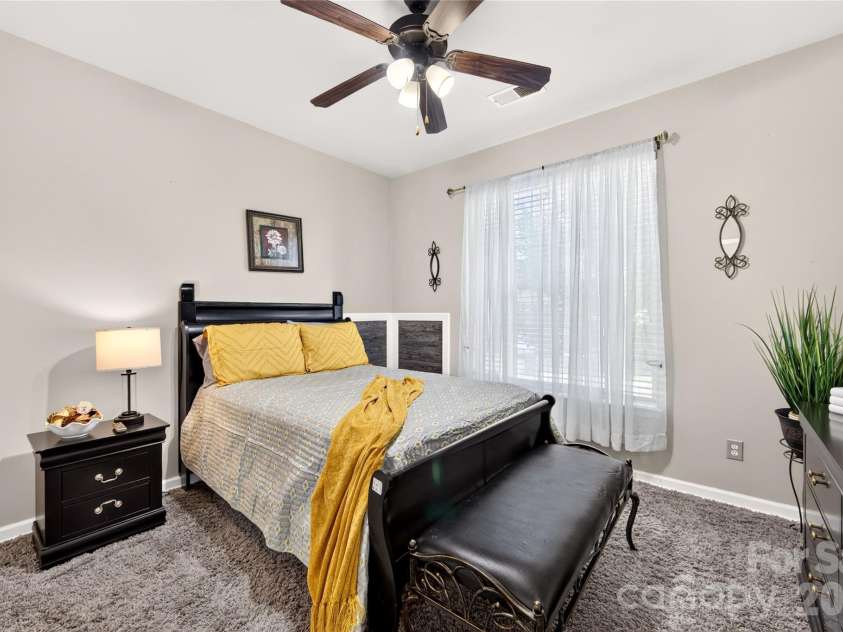 424 Anvil Draw Place, Rock Hill, SC 29730.  MLS# CAR4408517, YatesRealty ID 40946. 