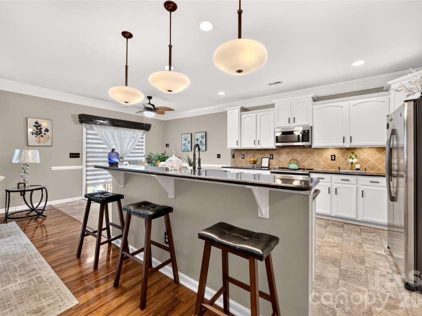 424 Anvil Draw Place, Rock Hill, SC 29730.  MLS# CAR4408517, YatesRealty ID 40946. 