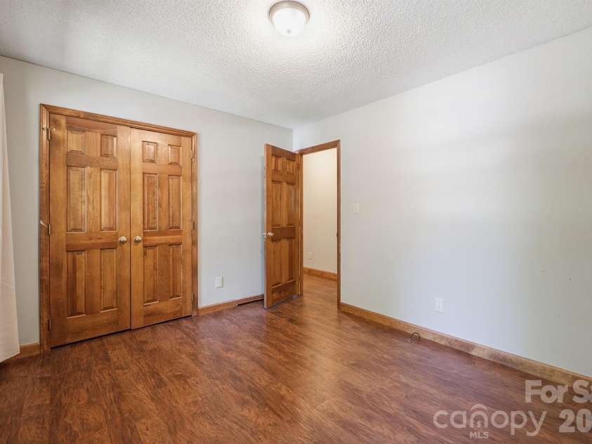 221 Shadowbrook Road, Mount Holly, NC 28120.  MLS# CAR4403082, YatesRealty ID 40947. 