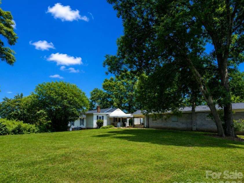 1209 Requa Road, Cherryville, NC 28021.  MLS# CAR4397103, YatesRealty ID 40948. 