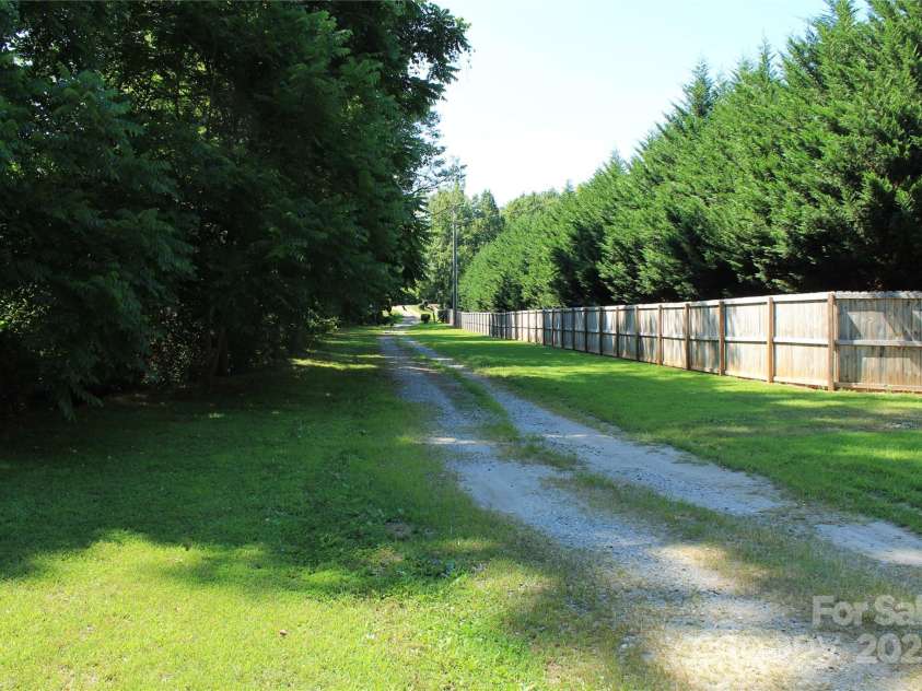 282 Reagan Lane, Bostic, NC 28018.  MLS# CAR4163019, YatesRealty ID 4095. 