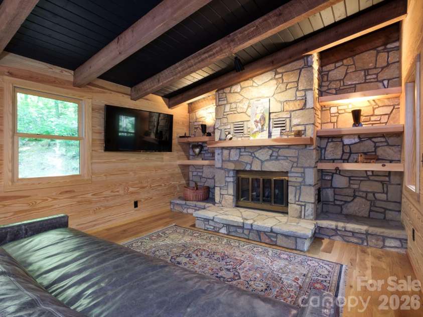 212 Shore Drive, Lake Toxaway, NC 28747.  MLS# CAR4384541, YatesRealty ID 40953. 
