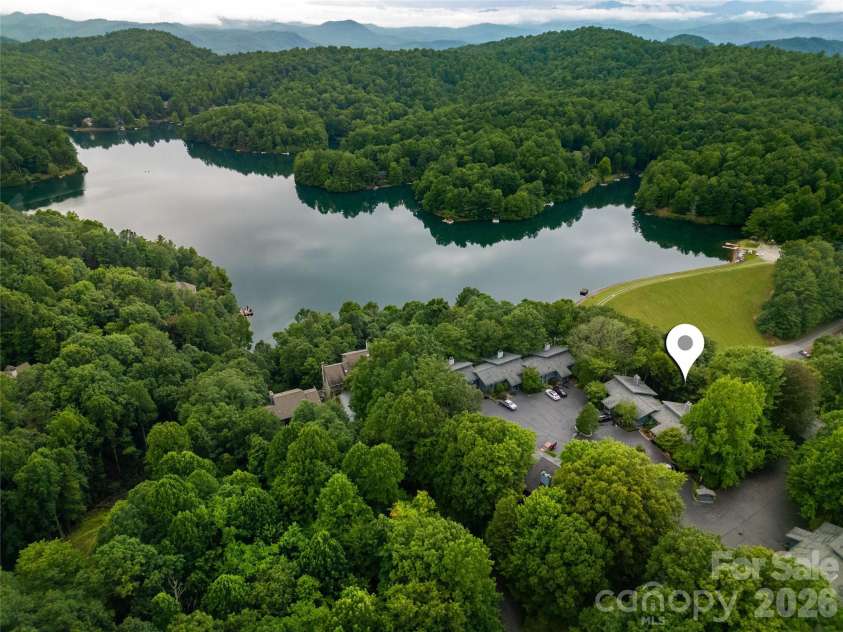 264 Tinequa Drive, Brevard, NC 28712.  MLS# CAR4403505, YatesRealty ID 40954. 