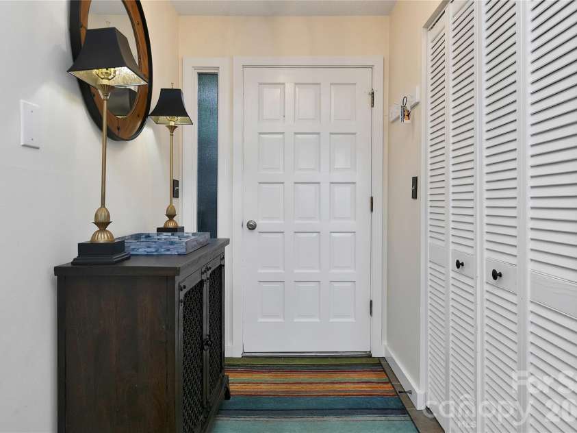 264 Tinequa Drive, Brevard, NC 28712.  MLS# CAR4403505, YatesRealty ID 40954. 