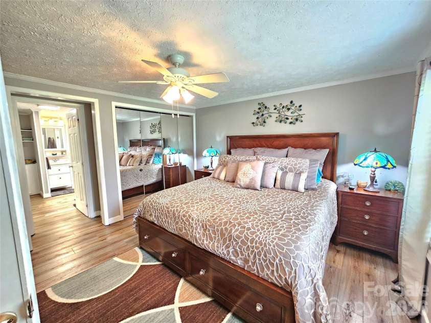 734 Pinehaven Drive, New London, NC 28127.  MLS# CAR4403775, YatesRealty ID 40955. 
