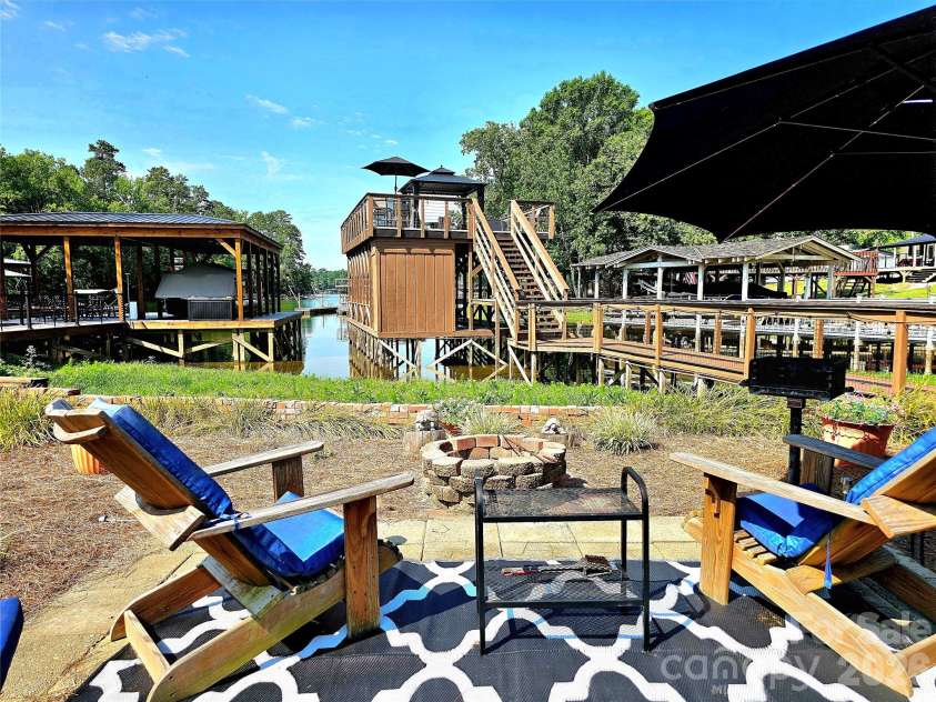 734 Pinehaven Drive, New London, NC 28127.  MLS# CAR4403775, YatesRealty ID 40955. 