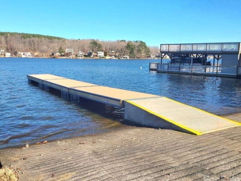 734 Pinehaven Drive, New London, NC 28127.  MLS# CAR4403775, YatesRealty ID 40955. 
