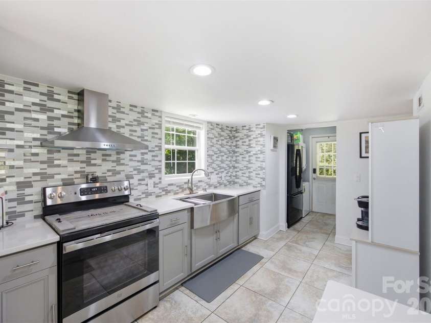 154 Reep Road, Kings Mountain, NC 28086.  MLS# CAR4406372, YatesRealty ID 40956. 