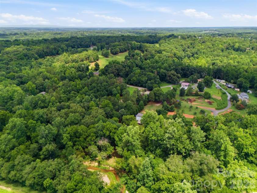 154 Reep Road, Kings Mountain, NC 28086.  MLS# CAR4406372, YatesRealty ID 40956. 