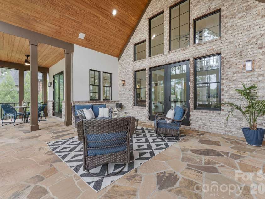 1535 Reflection Pointe Boulevard, Belmont, NC 28012.  MLS# CAR4406218, YatesRealty ID 40957. 