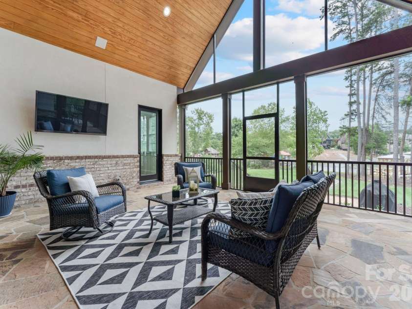 1535 Reflection Pointe Boulevard, Belmont, NC 28012.  MLS# CAR4406218, YatesRealty ID 40957. 