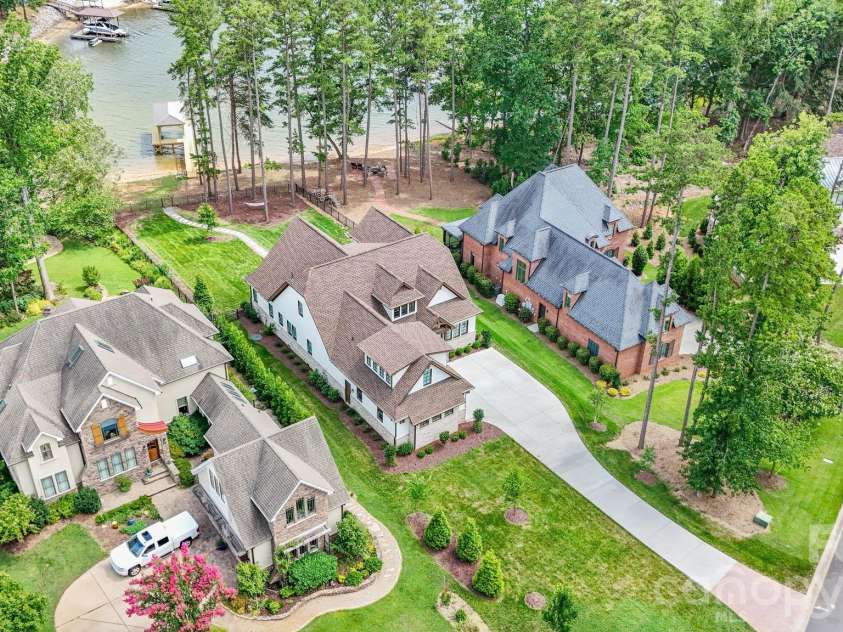 1535 Reflection Pointe Boulevard, Belmont, NC 28012.  MLS# CAR4406218, YatesRealty ID 40957. 