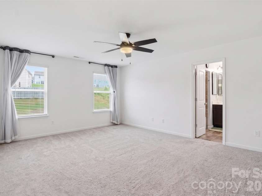 170 Batten Ridge Drive, Statesville, NC 28677.  MLS# CAR4407458, YatesRealty ID 40958. Primary BedroomVirtually Cleared
