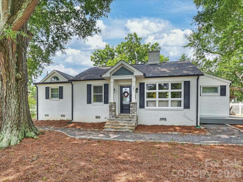 301 Harris Street, Fort Mill, SC 29715.  MLS# CAR4406271, YatesRealty ID 40959. Front Elevation