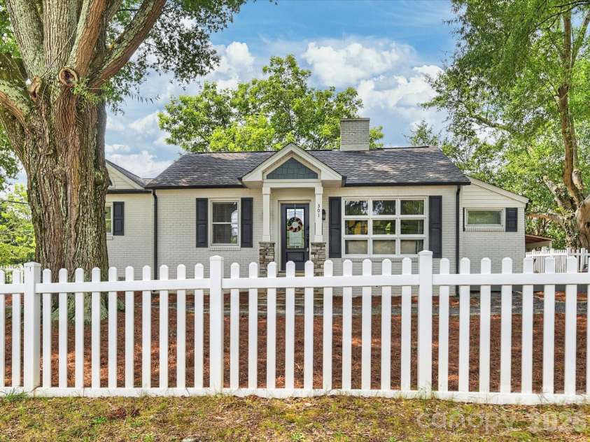 301 Harris Street, Fort Mill, SC 29715.  MLS# CAR4406271, YatesRealty ID 40959. Front Elevation