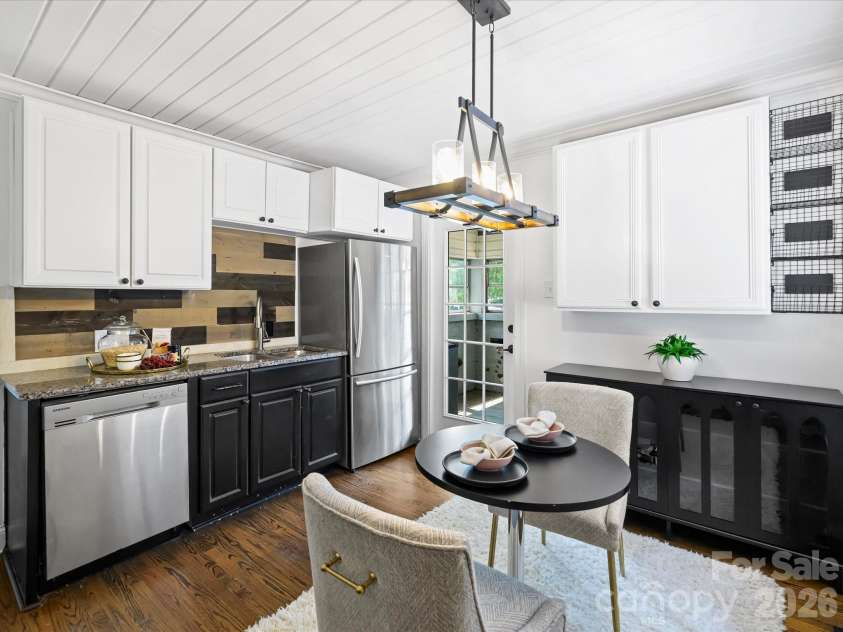 301 Harris Street, Fort Mill, SC 29715.  MLS# CAR4406271, YatesRealty ID 40959. Kitchen & Dining