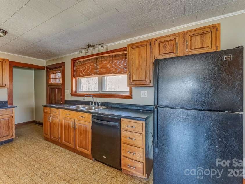 1344 Rosman Highway, Brevard, NC 28712.  MLS# CAR4234028, YatesRealty ID 4096. 