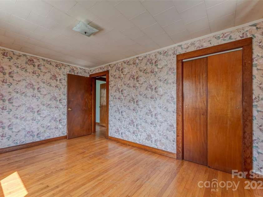 1344 Rosman Highway, Brevard, NC 28712.  MLS# CAR4234028, YatesRealty ID 4096. 