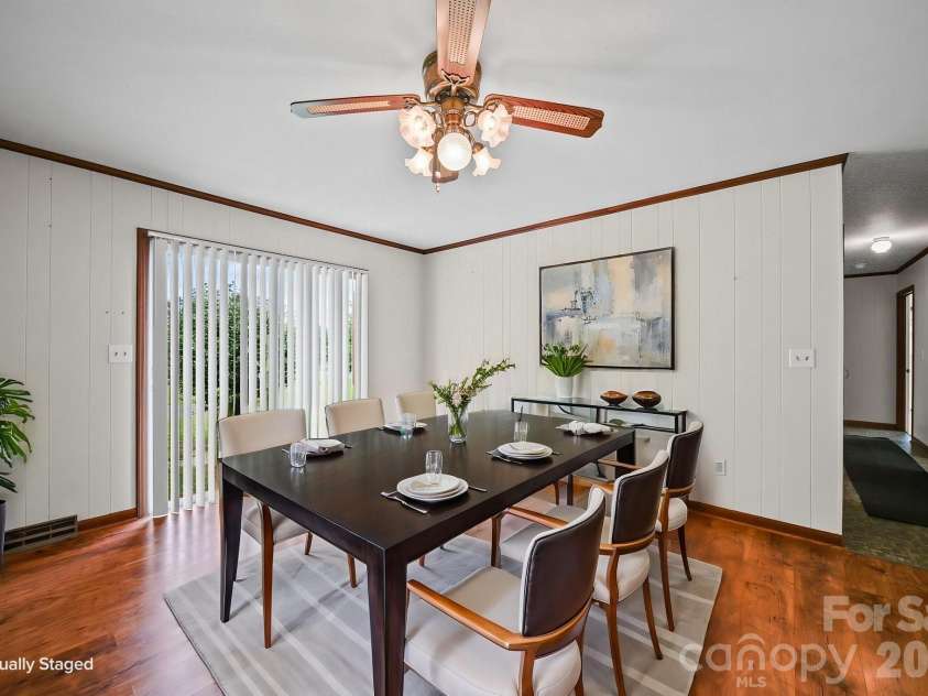 1008 Longview Drive, New London, NC 28127.  MLS# CAR4374246, YatesRealty ID 40960. 