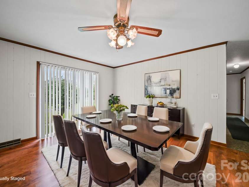 1008 Longview Drive, New London, NC 28127.  MLS# CAR4374246, YatesRealty ID 40960. 