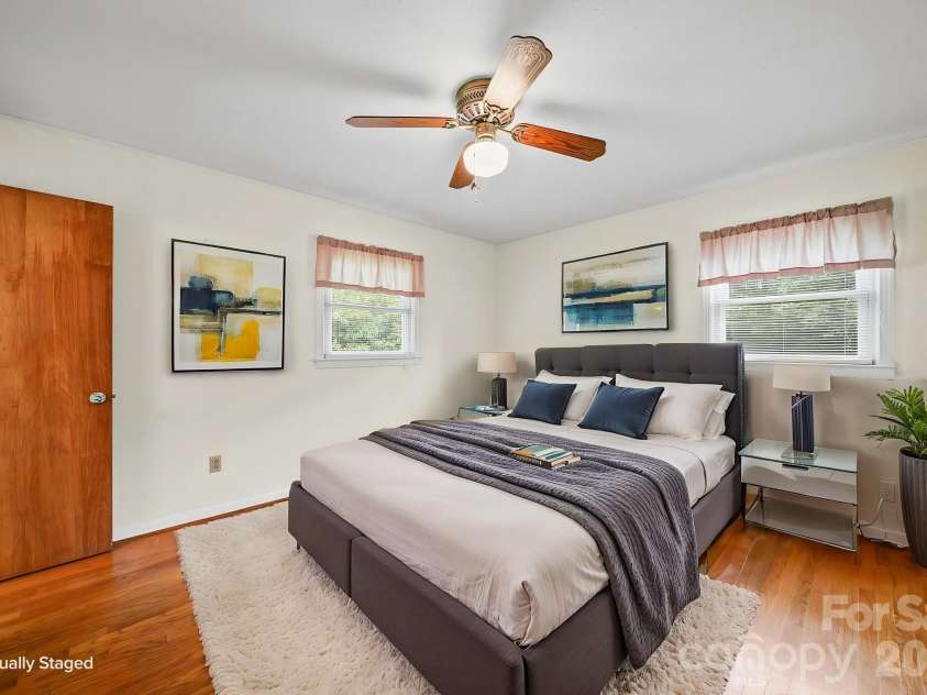 1008 Longview Drive, New London, NC 28127.  MLS# CAR4374246, YatesRealty ID 40960. 