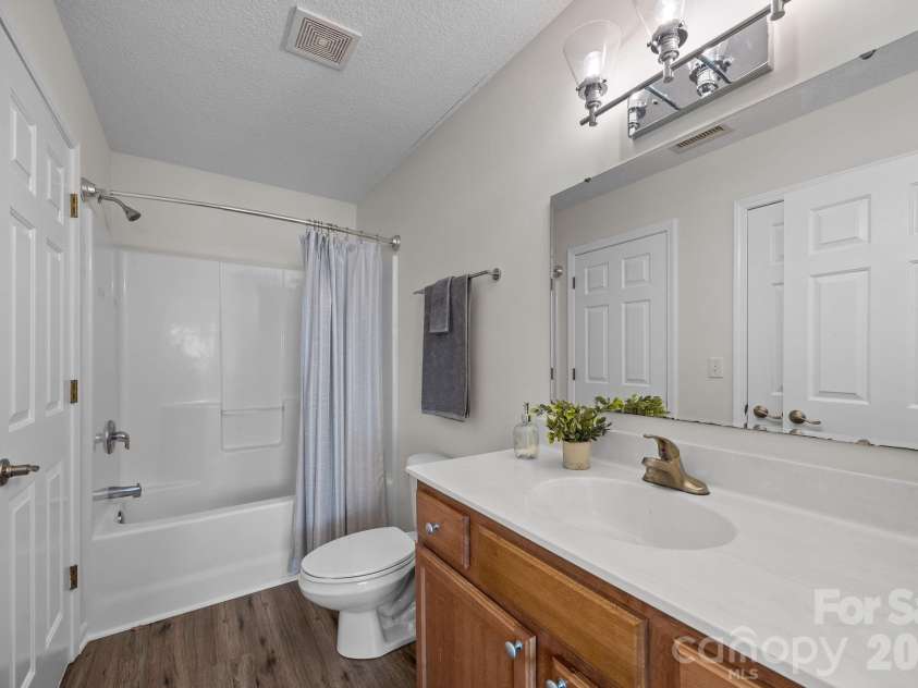 2 Meadow Glen Drive, Fletcher, NC 28732.  MLS# CAR4410204, YatesRealty ID 40961. 