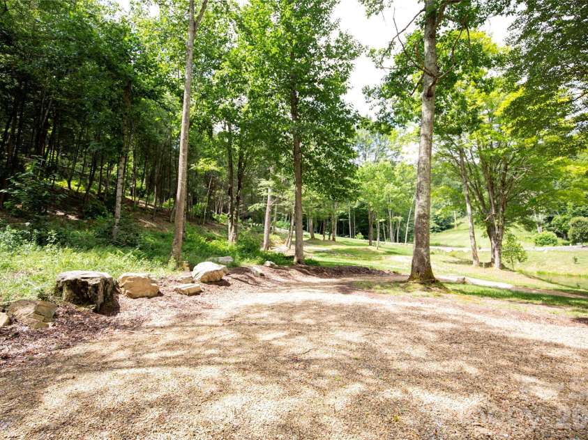 WR 29 Sierra Trail, Elk Park, NC 28622.  MLS# CAR4389934, YatesRealty ID 40962. 