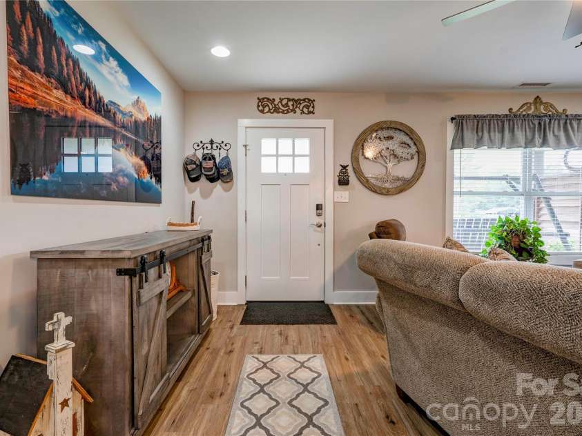 208 Enid Street, Lawndale, NC 28090.  MLS# CAR4408703, YatesRealty ID 40963. Entry Way