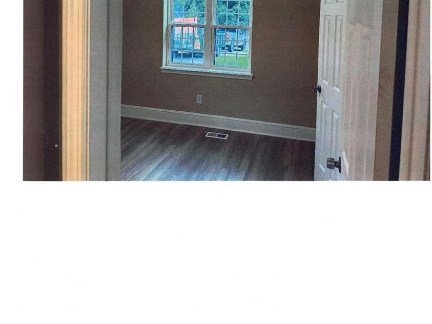 3418 Mathis Drive, Charlotte, NC 28208.  MLS# CAR4408675, YatesRealty ID 40964. 