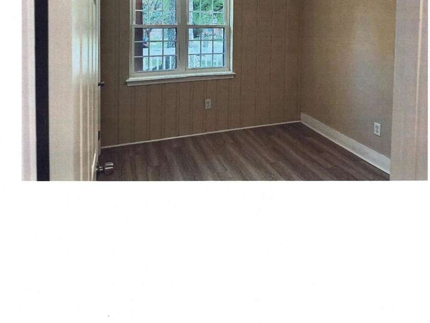 3418 Mathis Drive, Charlotte, NC 28208.  MLS# CAR4408675, YatesRealty ID 40964. 