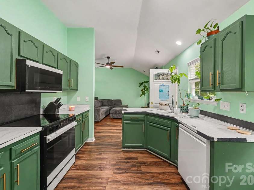 1906 Stonewyck Avenue, Kannapolis, NC 28081.  MLS# CAR4407521, YatesRealty ID 40965. 