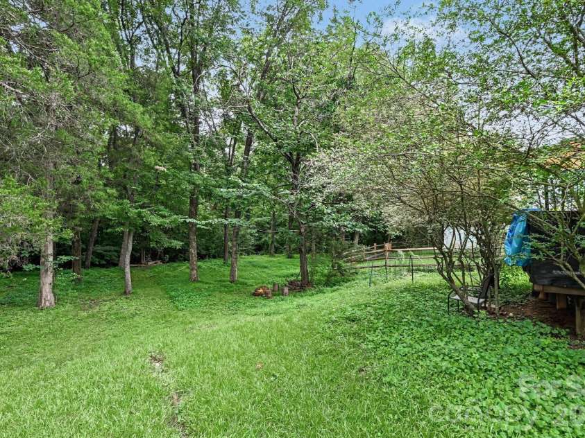 1906 Stonewyck Avenue, Kannapolis, NC 28081.  MLS# CAR4407521, YatesRealty ID 40965. 