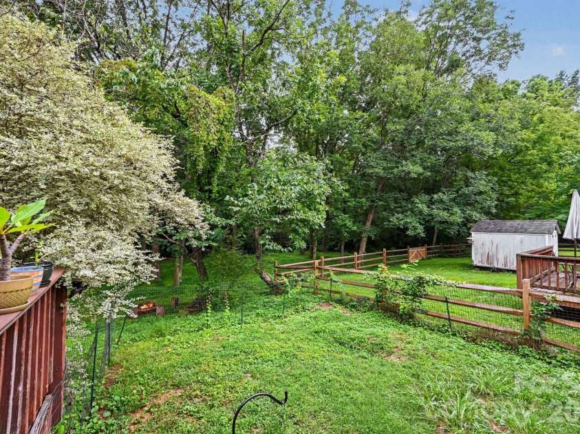 1906 Stonewyck Avenue, Kannapolis, NC 28081.  MLS# CAR4407521, YatesRealty ID 40965. 
