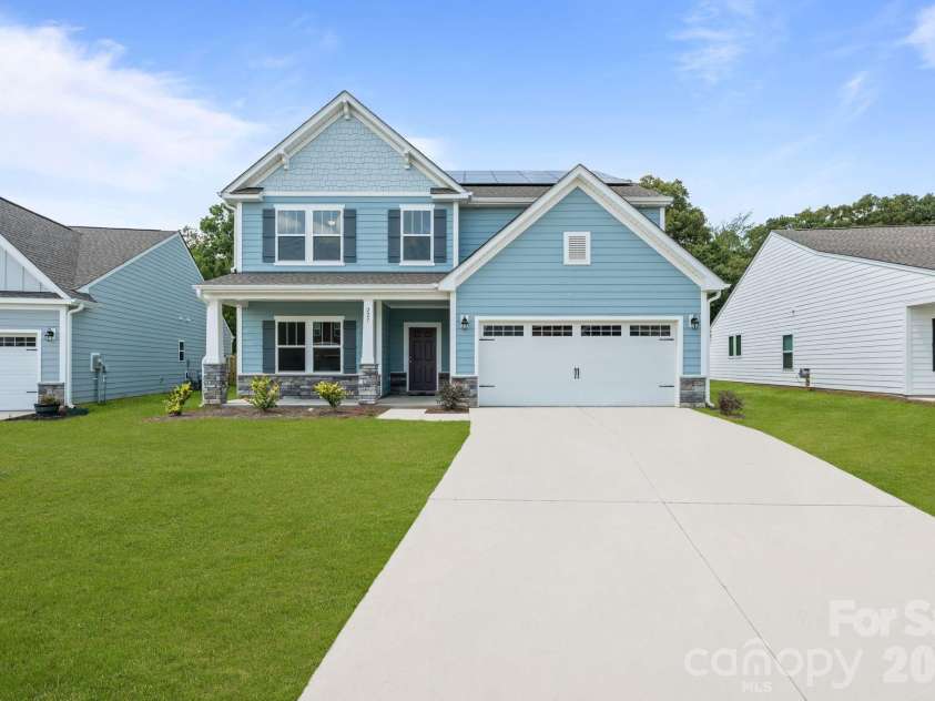 227 Redondo Drive, Wingate, NC 28174.  MLS# CAR4399815, YatesRealty ID 40966. Welcome Home!