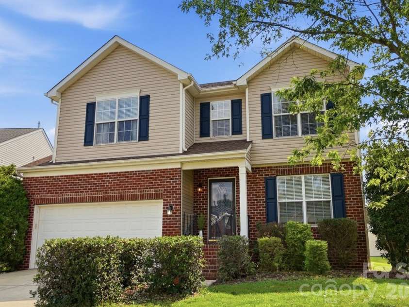 3104 Broad Plum Lane, Indian Trail, NC 28079.  MLS# CAR4397087, YatesRealty ID 40967. 