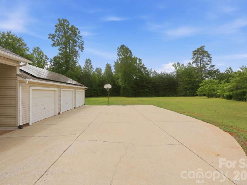 555 Brown Acres Road, Salisbury, NC 28146.  MLS# CAR4396152, YatesRealty ID 40968. 