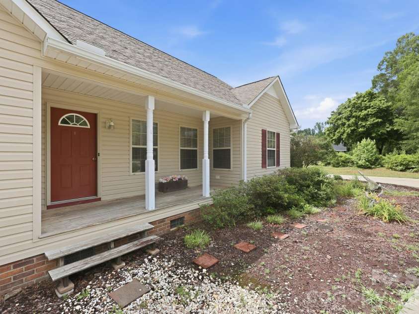 555 Brown Acres Road, Salisbury, NC 28146.  MLS# CAR4396152, YatesRealty ID 40968. 