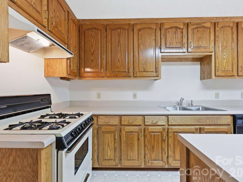 555 Brown Acres Road, Salisbury, NC 28146.  MLS# CAR4396152, YatesRealty ID 40968. 