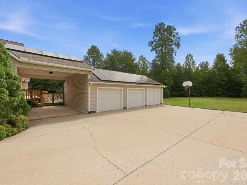 555 Brown Acres Road, Salisbury, NC 28146.  MLS# CAR4396152, YatesRealty ID 40968. 