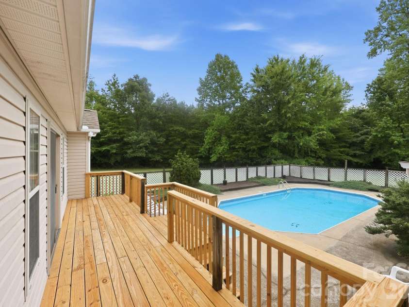555 Brown Acres Road, Salisbury, NC 28146.  MLS# CAR4396152, YatesRealty ID 40968. 