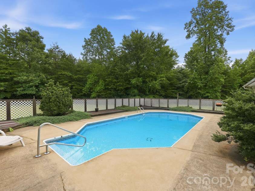 555 Brown Acres Road, Salisbury, NC 28146.  MLS# CAR4396152, YatesRealty ID 40968. 