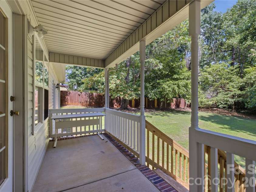 147 Valley Glen Drive, Troutman, NC 28166.  MLS# CAR4400282, YatesRealty ID 40969. 