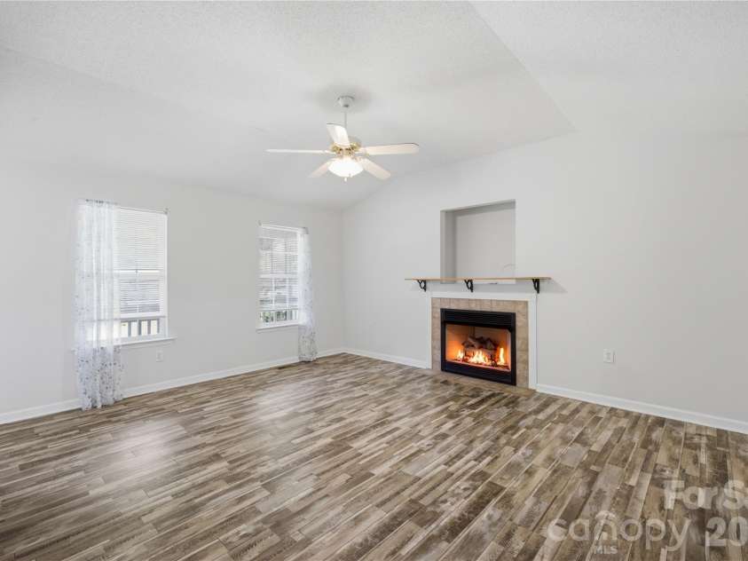 147 Valley Glen Drive, Troutman, NC 28166.  MLS# CAR4400282, YatesRealty ID 40969. 