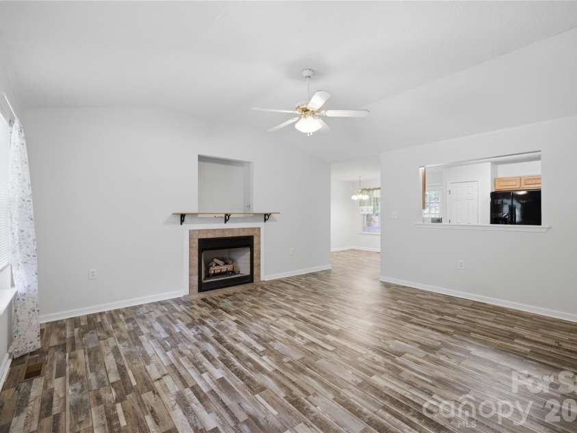 147 Valley Glen Drive, Troutman, NC 28166.  MLS# CAR4400282, YatesRealty ID 40969. 