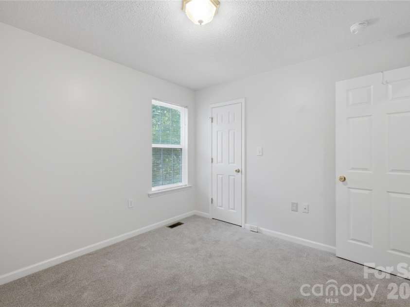 147 Valley Glen Drive, Troutman, NC 28166.  MLS# CAR4400282, YatesRealty ID 40969. Secondary bed 1