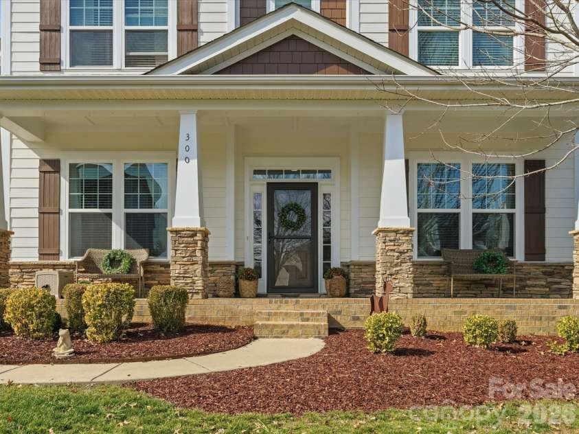300 Jude Lane, Waxhaw, NC 28173.  MLS# CAR4341142, YatesRealty ID 4097. 
